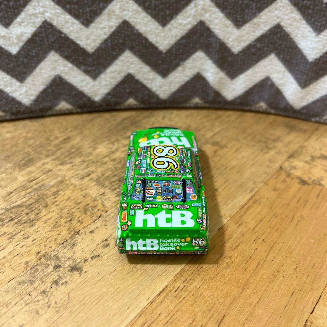 マテル　カーズ　チックヒックス 86 ハウラートレーラー、ピットクルーのセット
