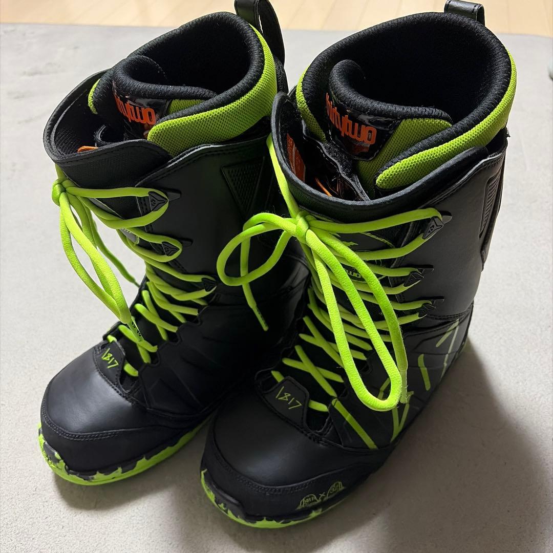 thirtytwo × HOUSE OF 1817スノーボードブーツ