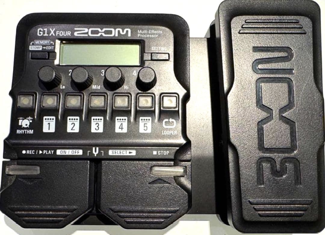 ■■【箱・取説付】ZOOM　G1X FOUR エフェクター『美品』