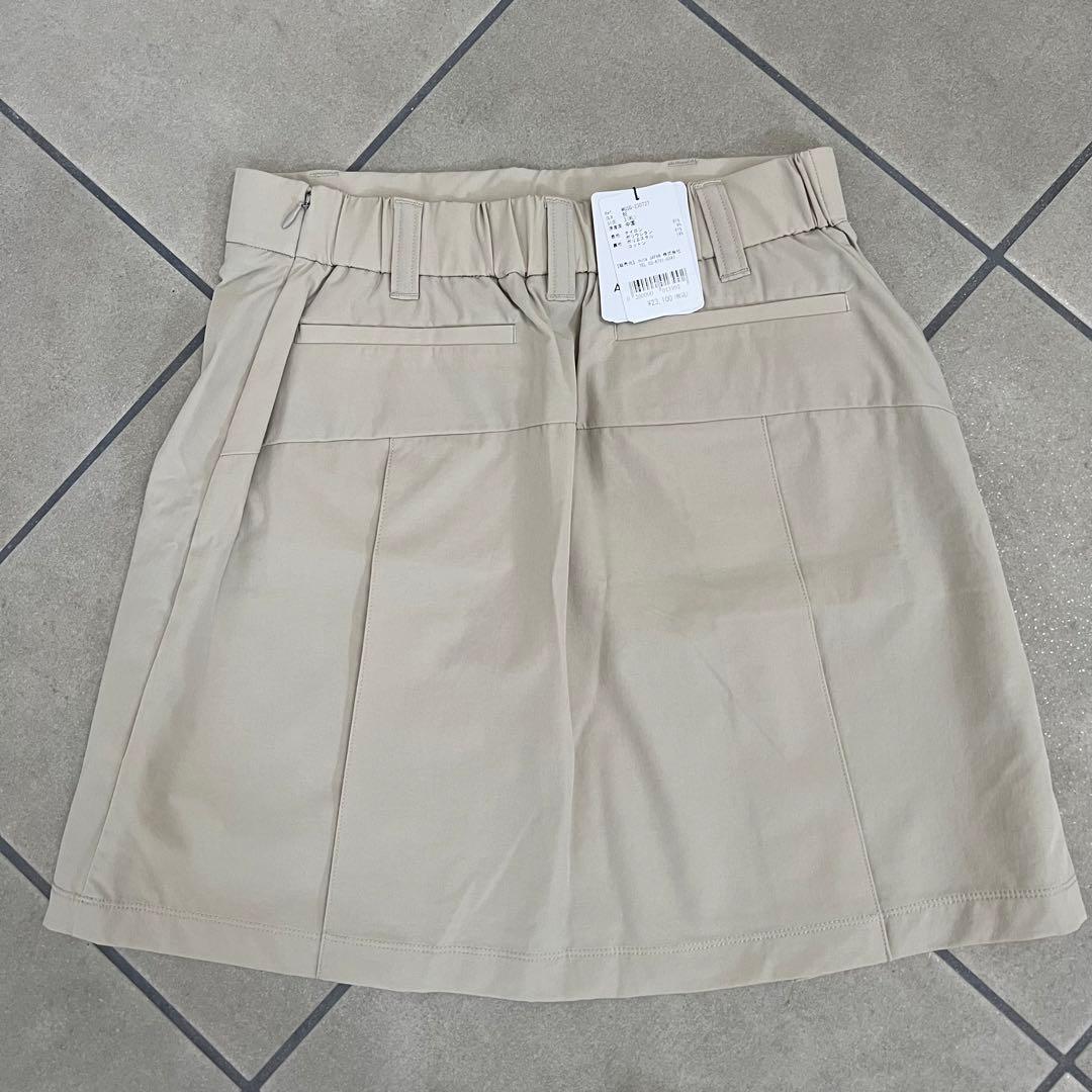 【新品】muta MARINE ムータマリン　スカート　ベージュ　ロゴ　ゴルフ