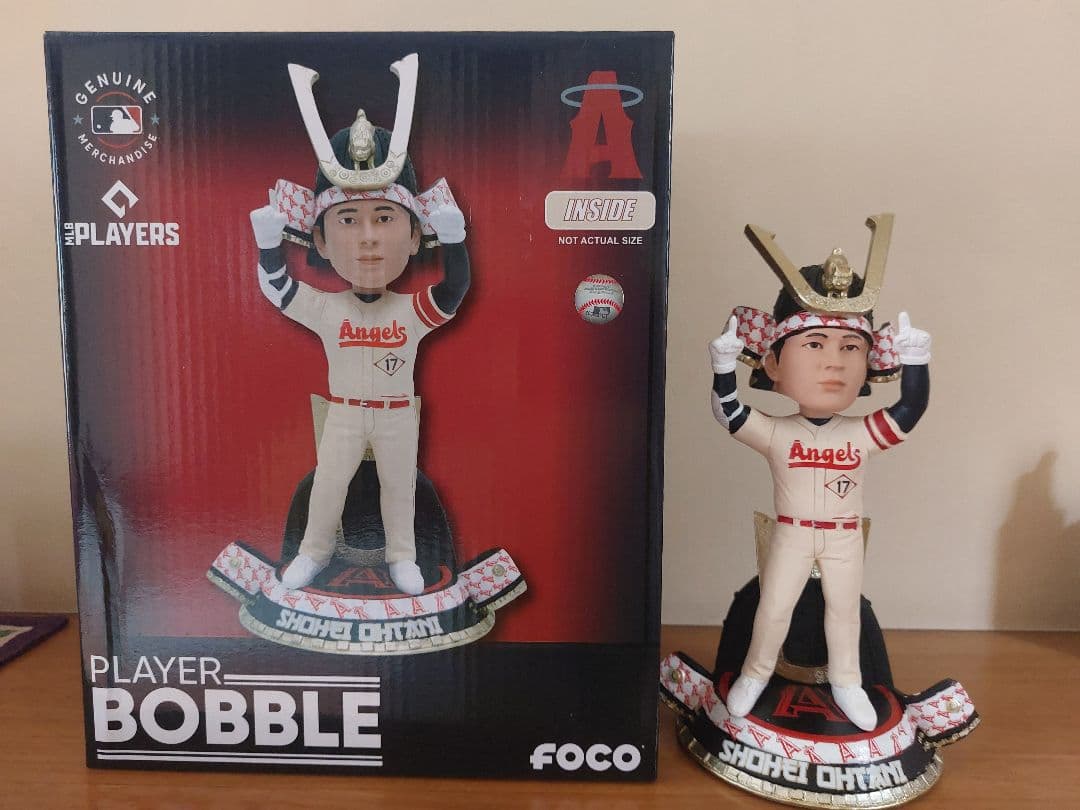 大谷翔平　ボブルヘッド　兜