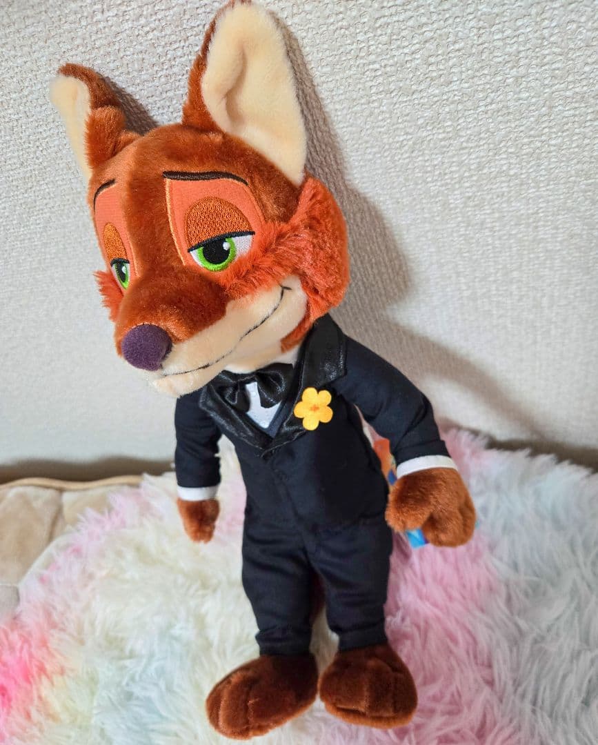 新品タグ付き✨ストア限定 ズートピア2 ニックワイルド ぬいぐるみ フォーマル