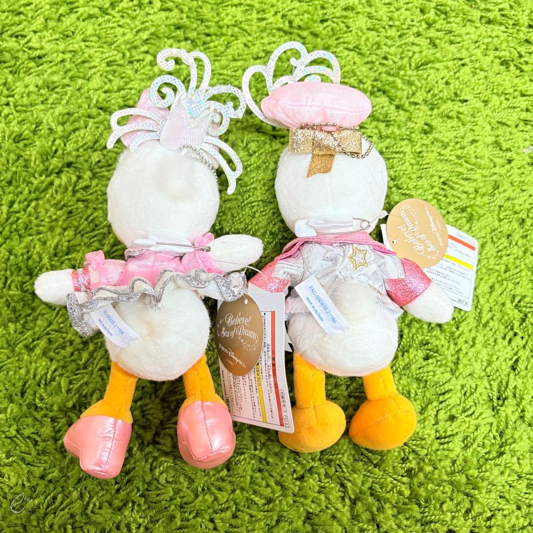 ディズニーシー　ドナルド＆デイジー　ぬいぐるみバッジ　ビリーヴ
