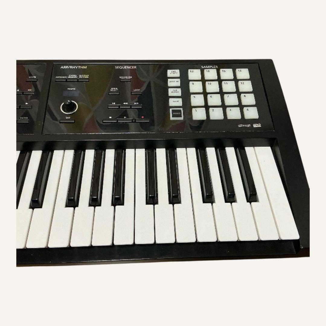 【値下げ中】Roland FA-06 シンセサイザー