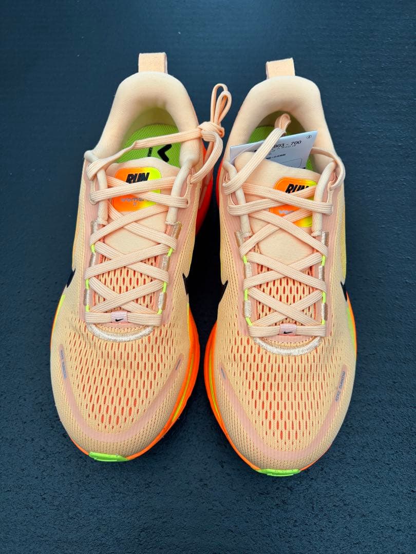 Nike Zoom ボメロ18 25.0 新品未使用