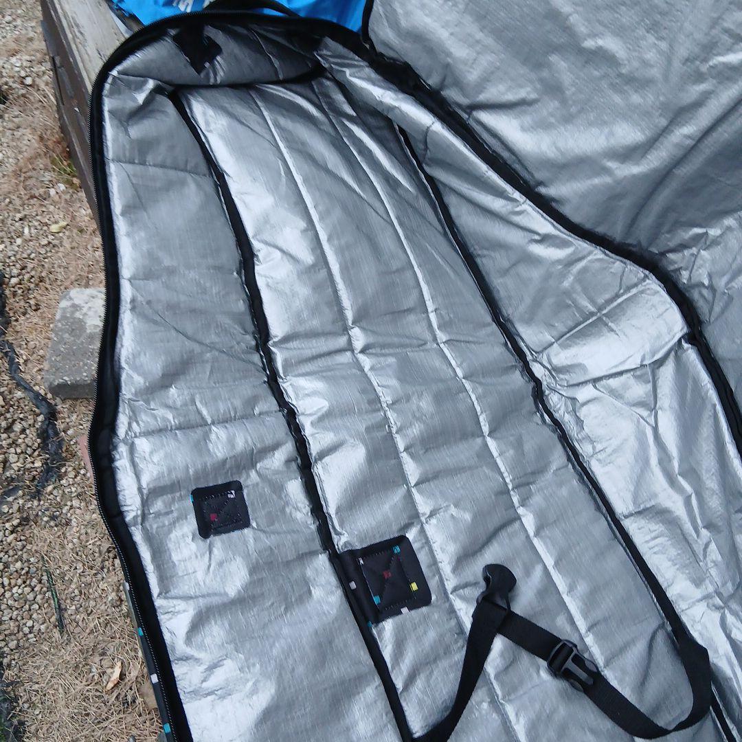 BURTON 166バートンキャスター付きスノーボードケース　コロコロタイヤ付き