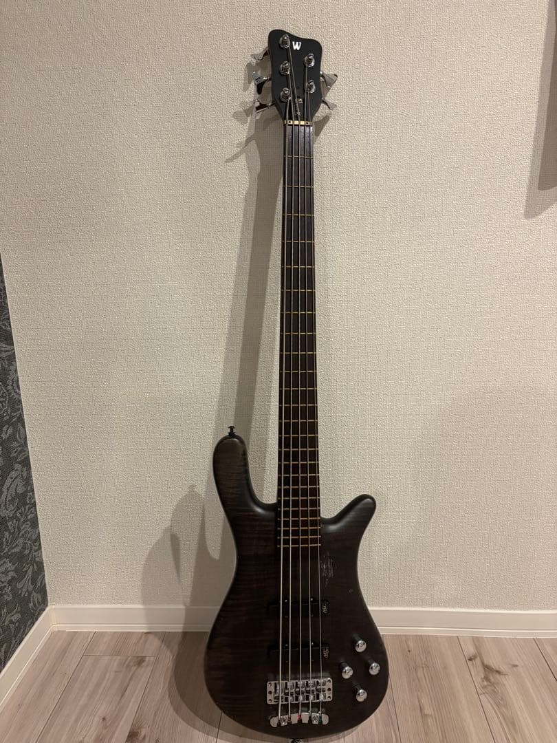ベース Warwick Streamer LX 5
