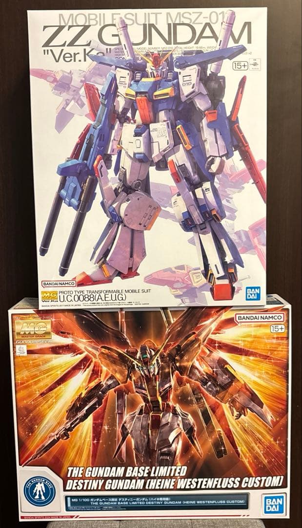 MGダブルゼータVer.ka & ガンベ限定デスティニー（ハイネ専用機）
