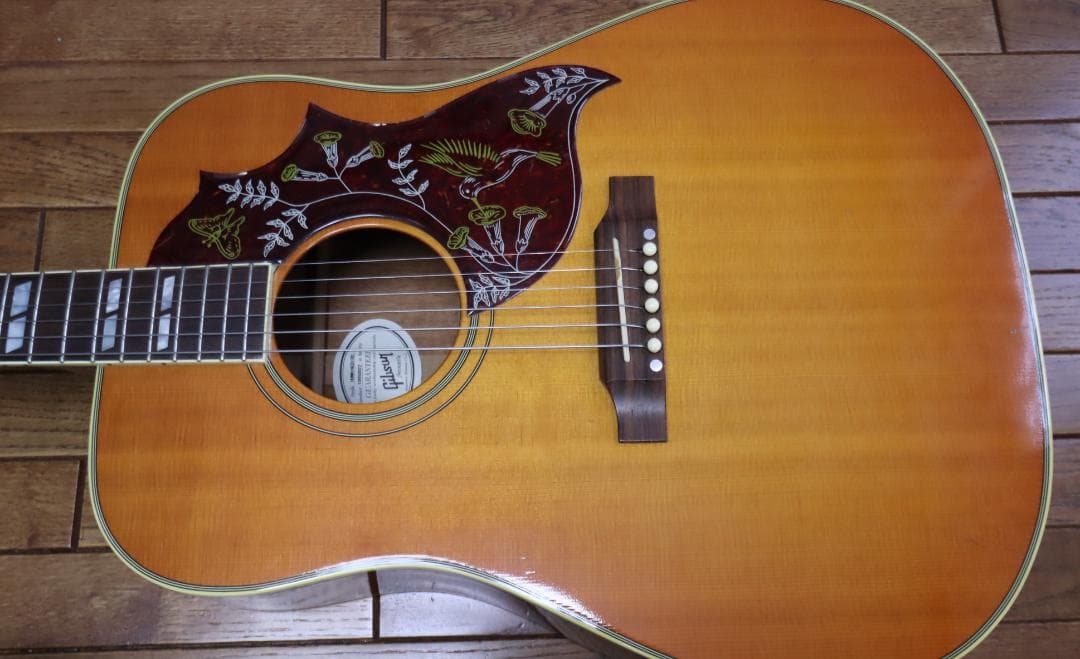 Gibson ハミングバード