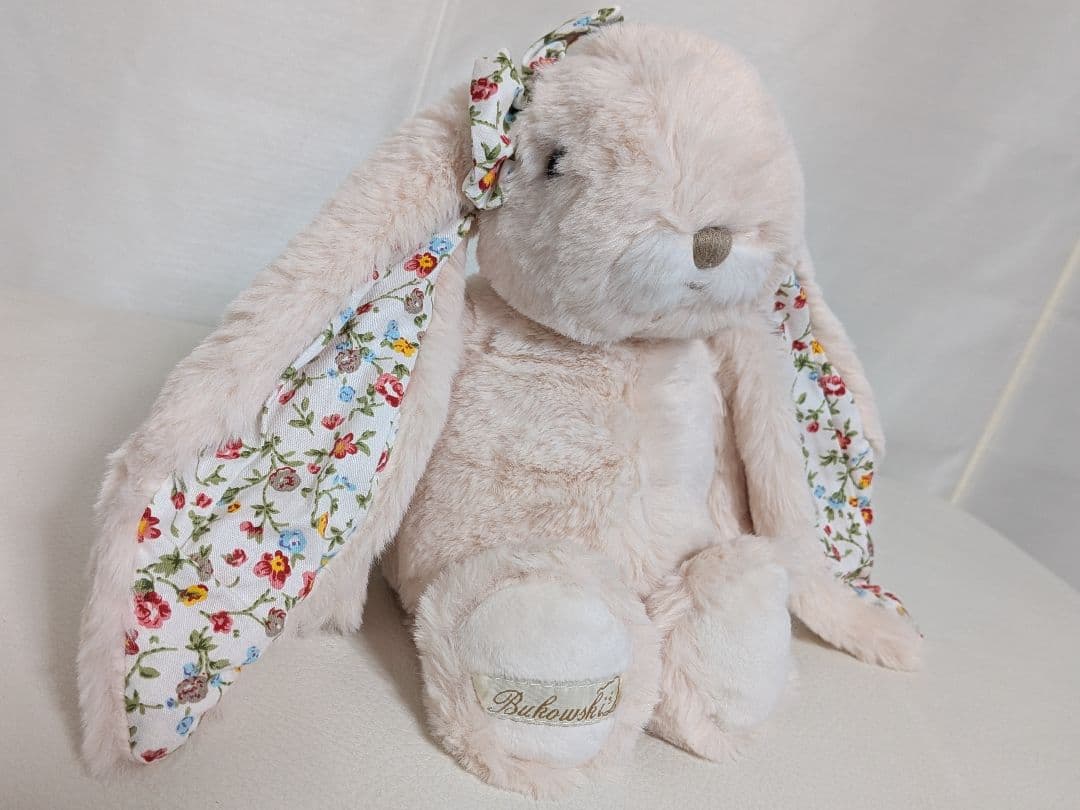 【新品未使用品】ブコウスキー ★うさぎ ぬいぐるみ