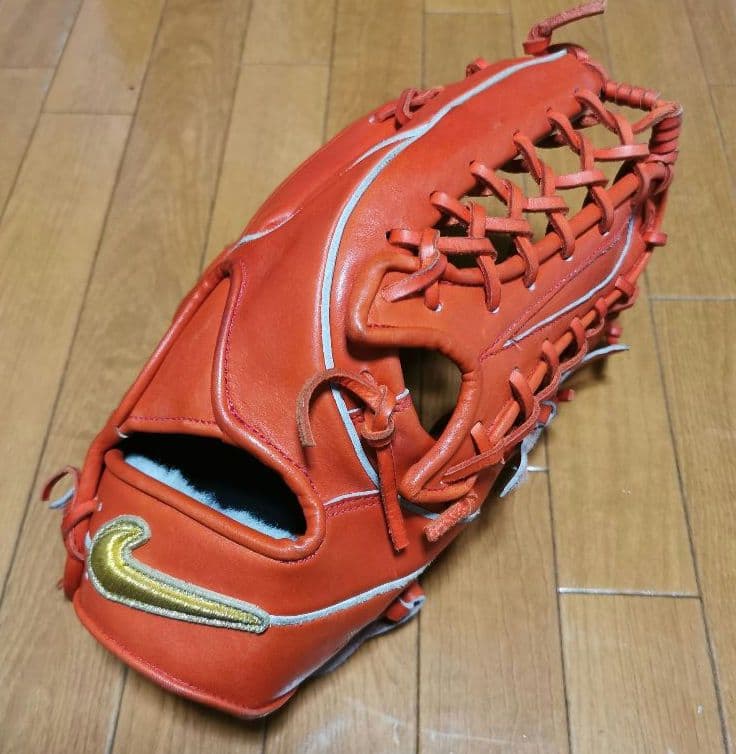 Nike SHADO 硬式用グローブ