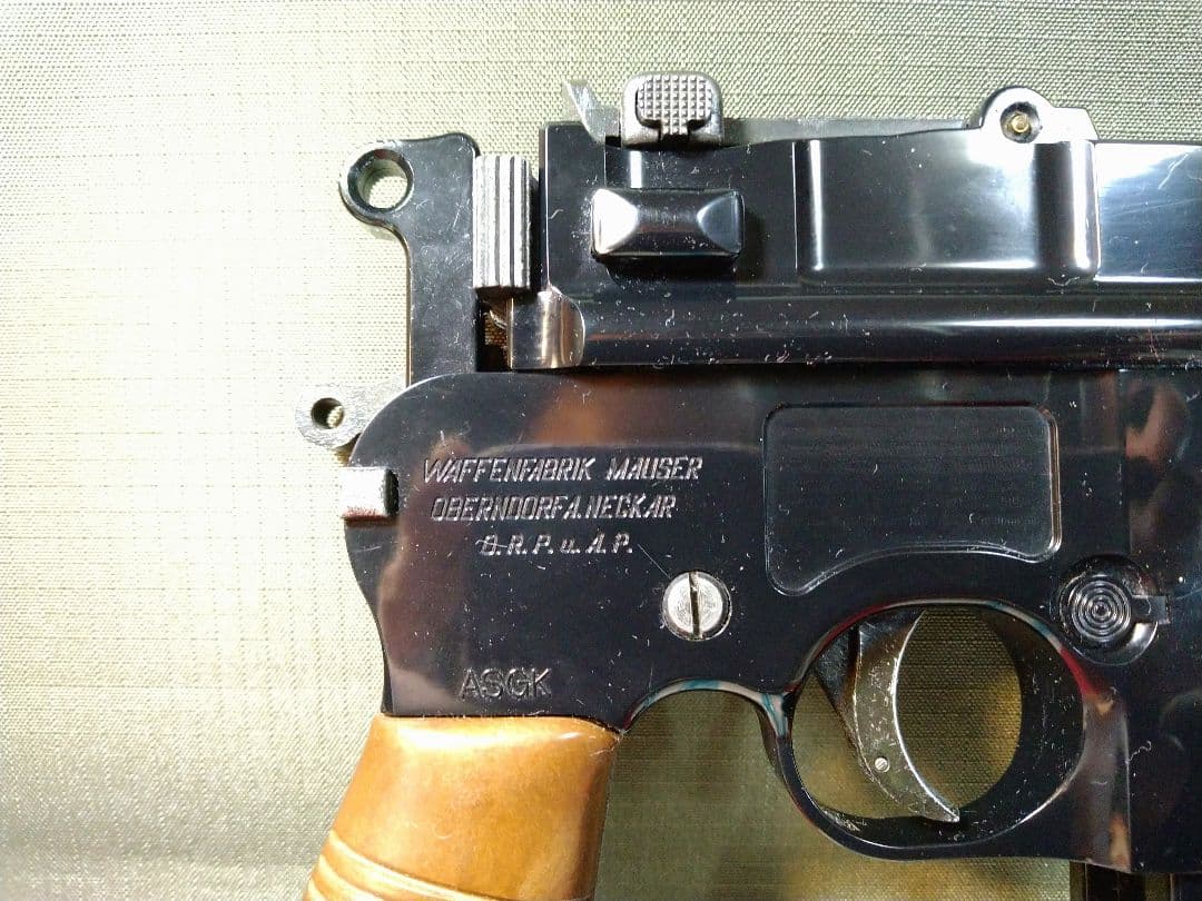 外観は極美品！フジミ模型製モーゼルM712　ガスガン！ガス漏れのため要整備品！