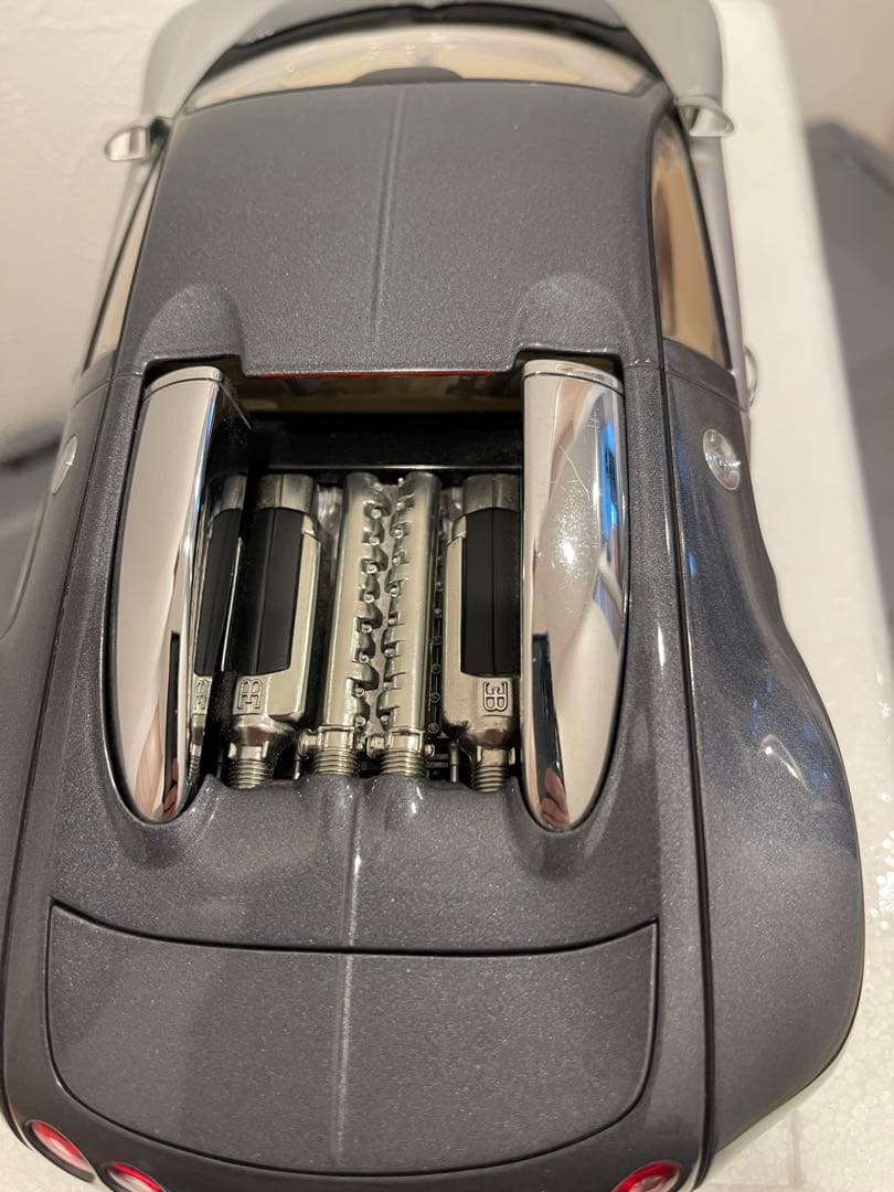 AUTOart モデルカー ブガッティ ヴェイロン 1/18 美品