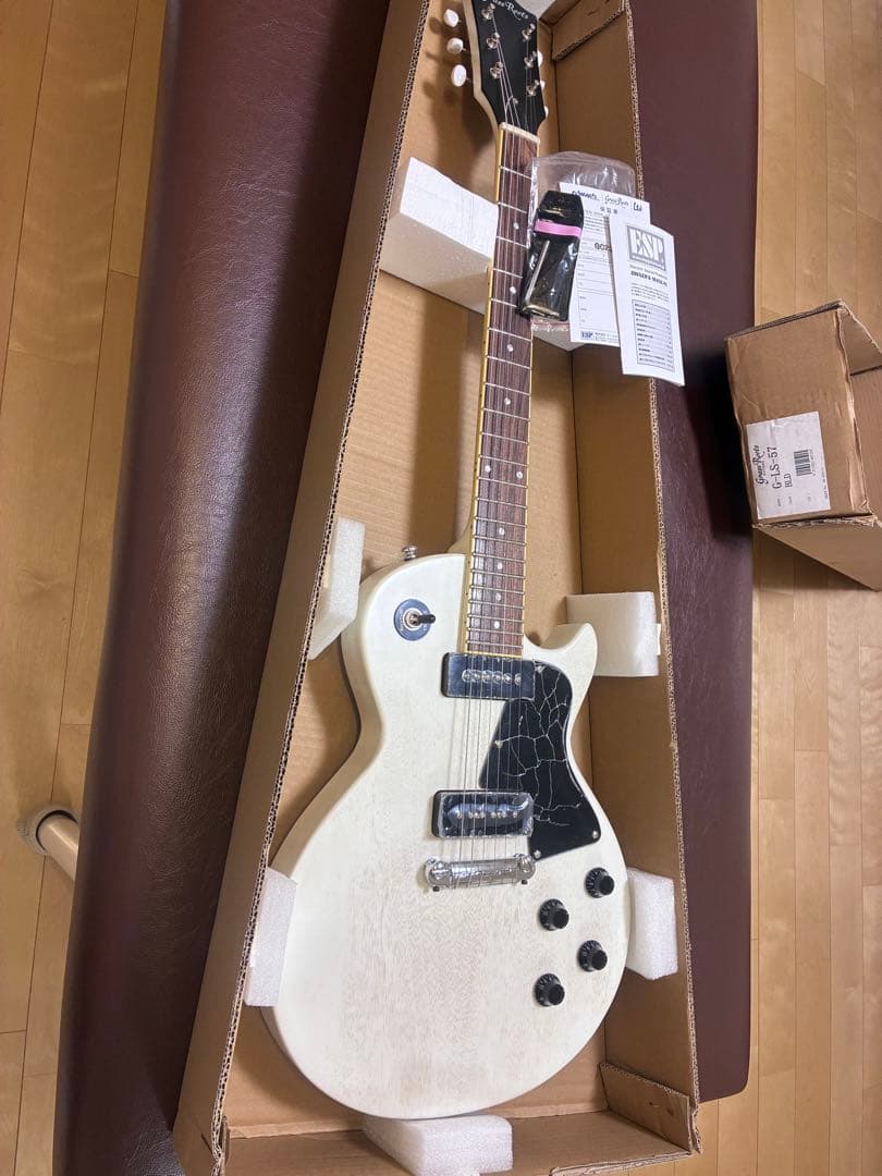 ￼グラスルーツ　レスポールスペシャル　p90 ESP