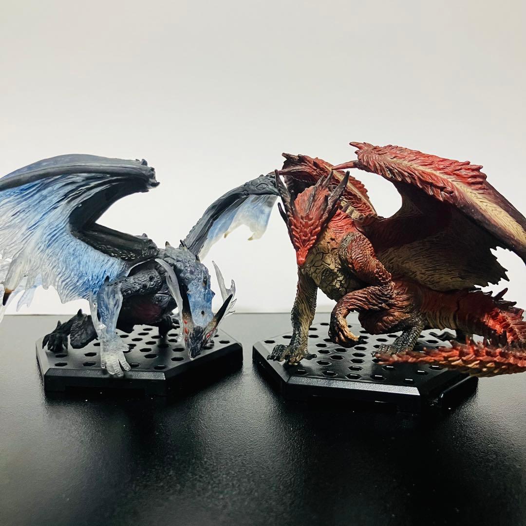ムフェトジーヴァ&ゼノジーヴァ(臨界状態) フィギア / モンスターハンター
