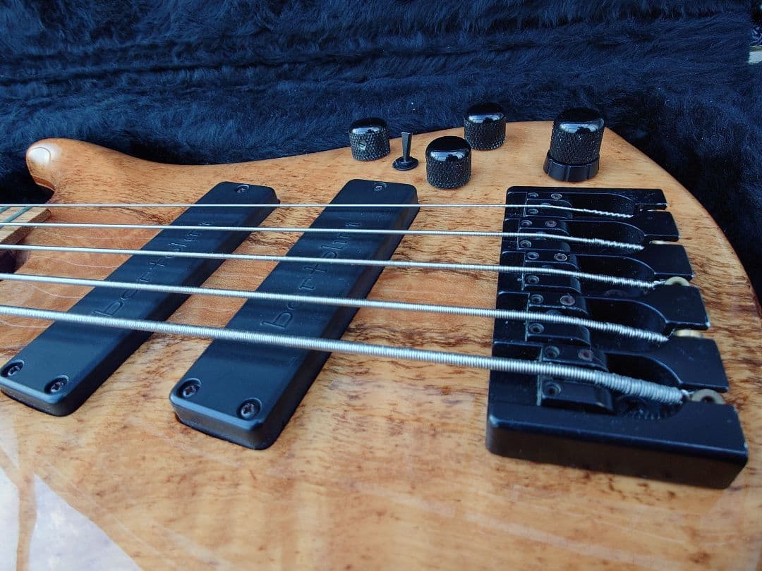 ベース roscoe LG3005