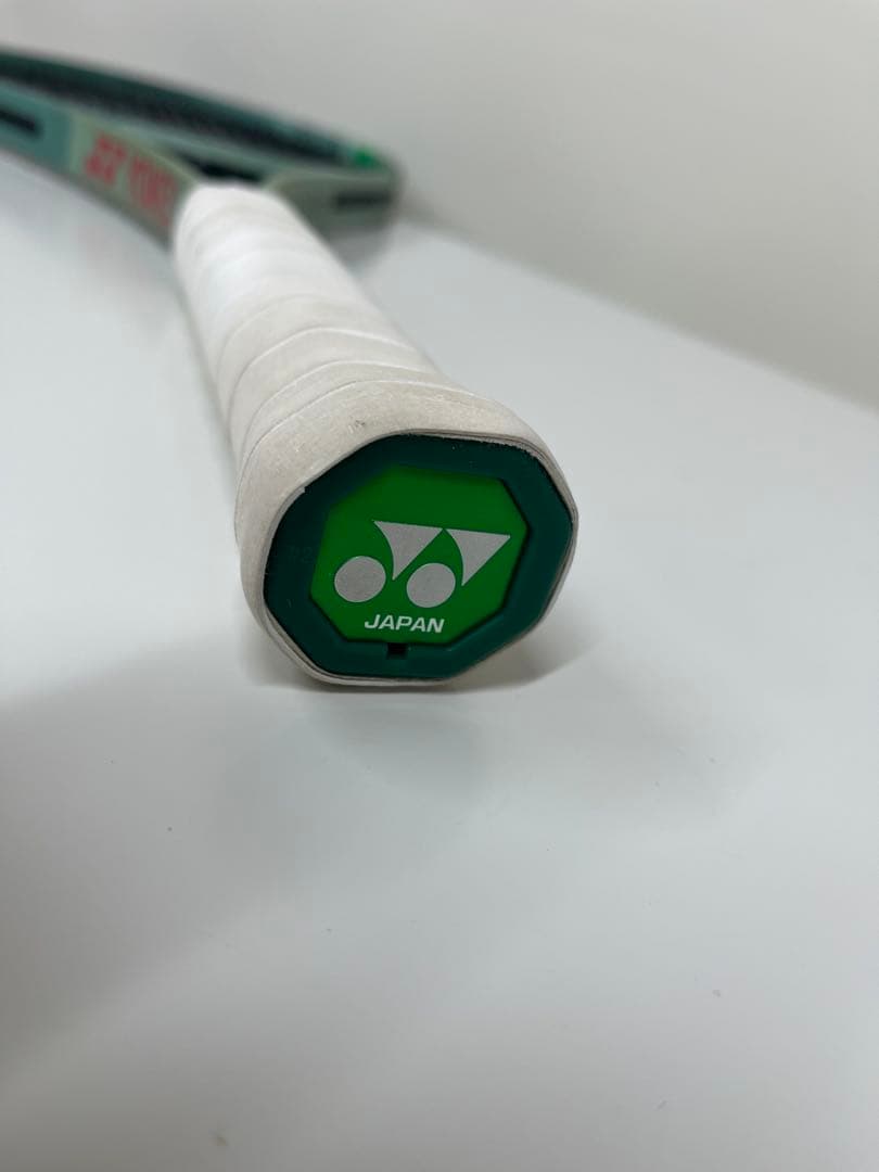 YONEX PERCEPT パーセプト100L テニスラケット　グリップ2