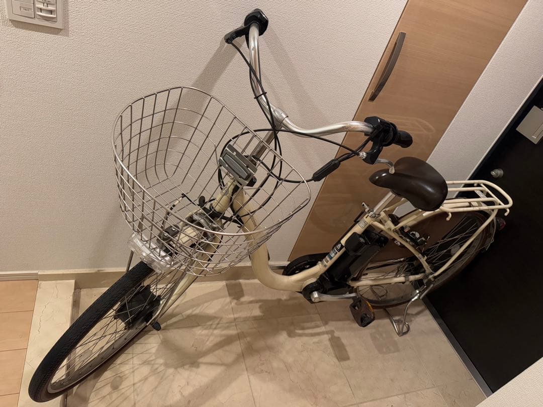 【引取限定】ブリヂストン BRIDGESTONE 電動アシスト自転車 アイボリー