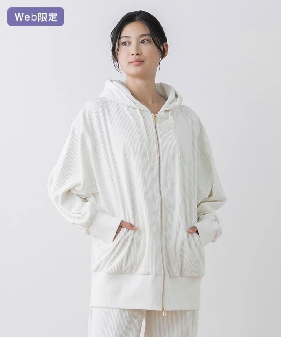 新品【SUKALA】スフレリブダブルジップフーディ　オフオワイト