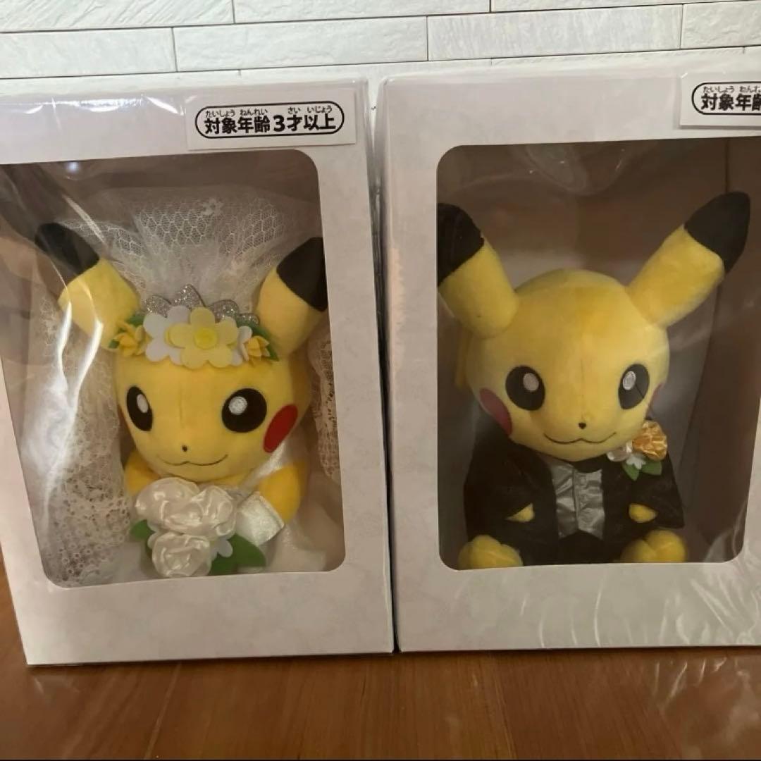 ピカチュウ ポケモンセンター　新品　ドレス　洋装　ぬいぐるみ　ウエディング