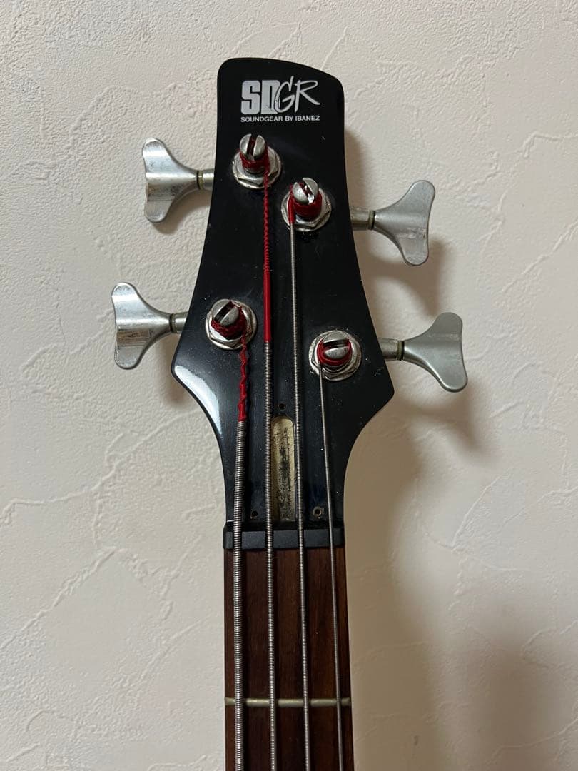 Ibanez エレキベース ケース付き