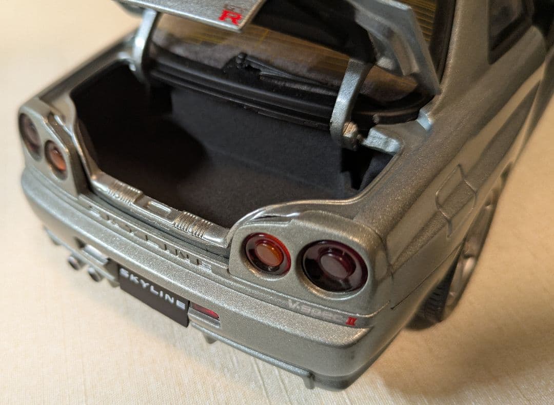 1/18 スカイライン GT-R （R34）V-specⅡ　Autoart製