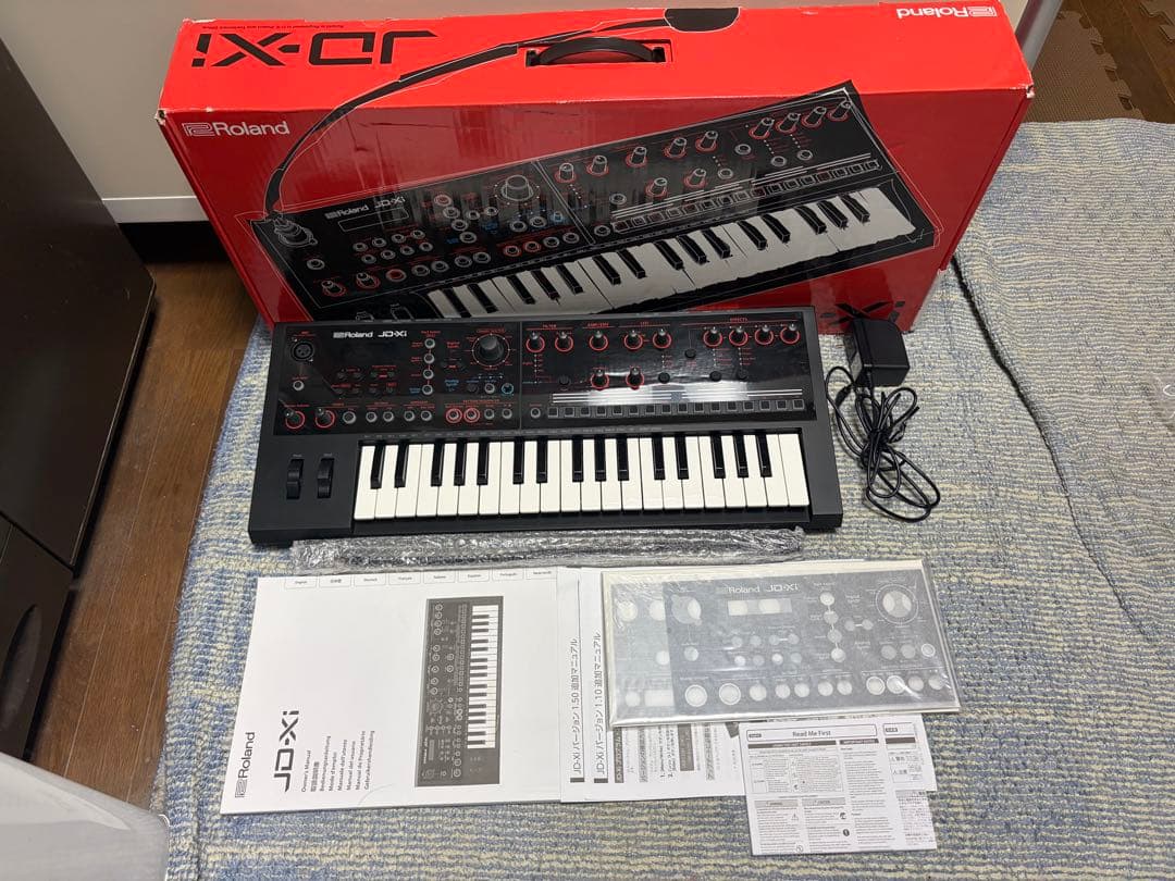 Roland JD-Xi シンセサイザー 外箱とソフトケース付