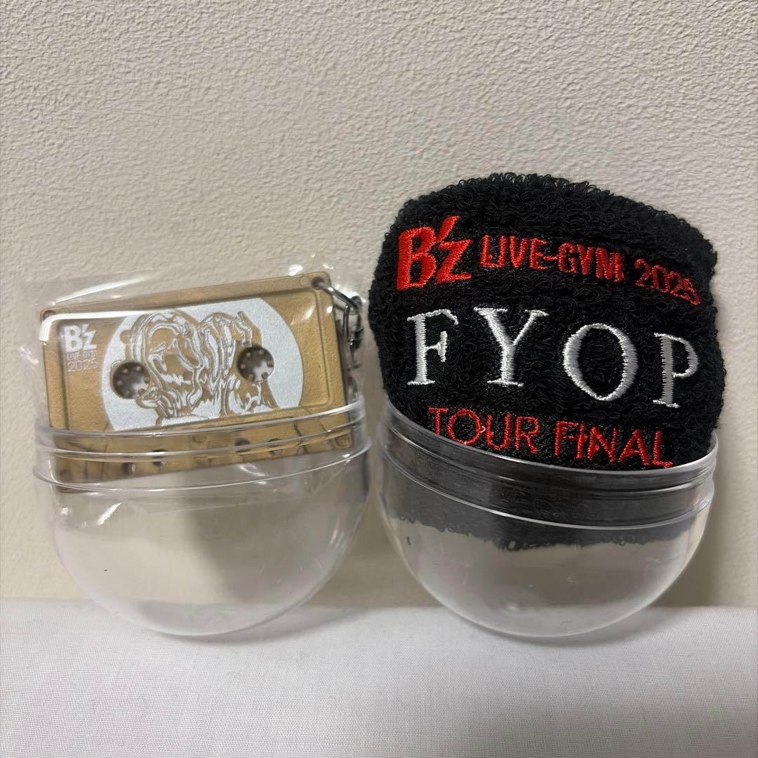 B'z FYOPガチャガチャ 12月21日日付入りカセットチャーム　リストバンド