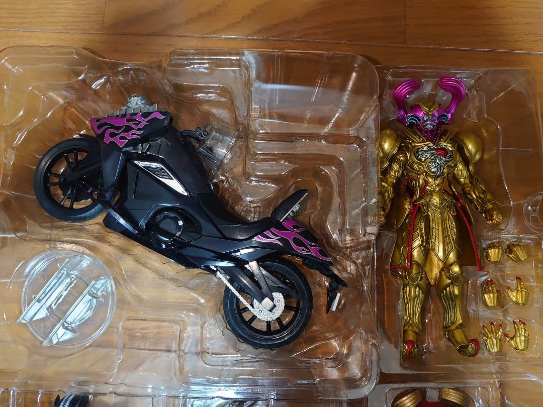 S.H.Figuarts 仮面ライダードライブ マッハ チェイサー