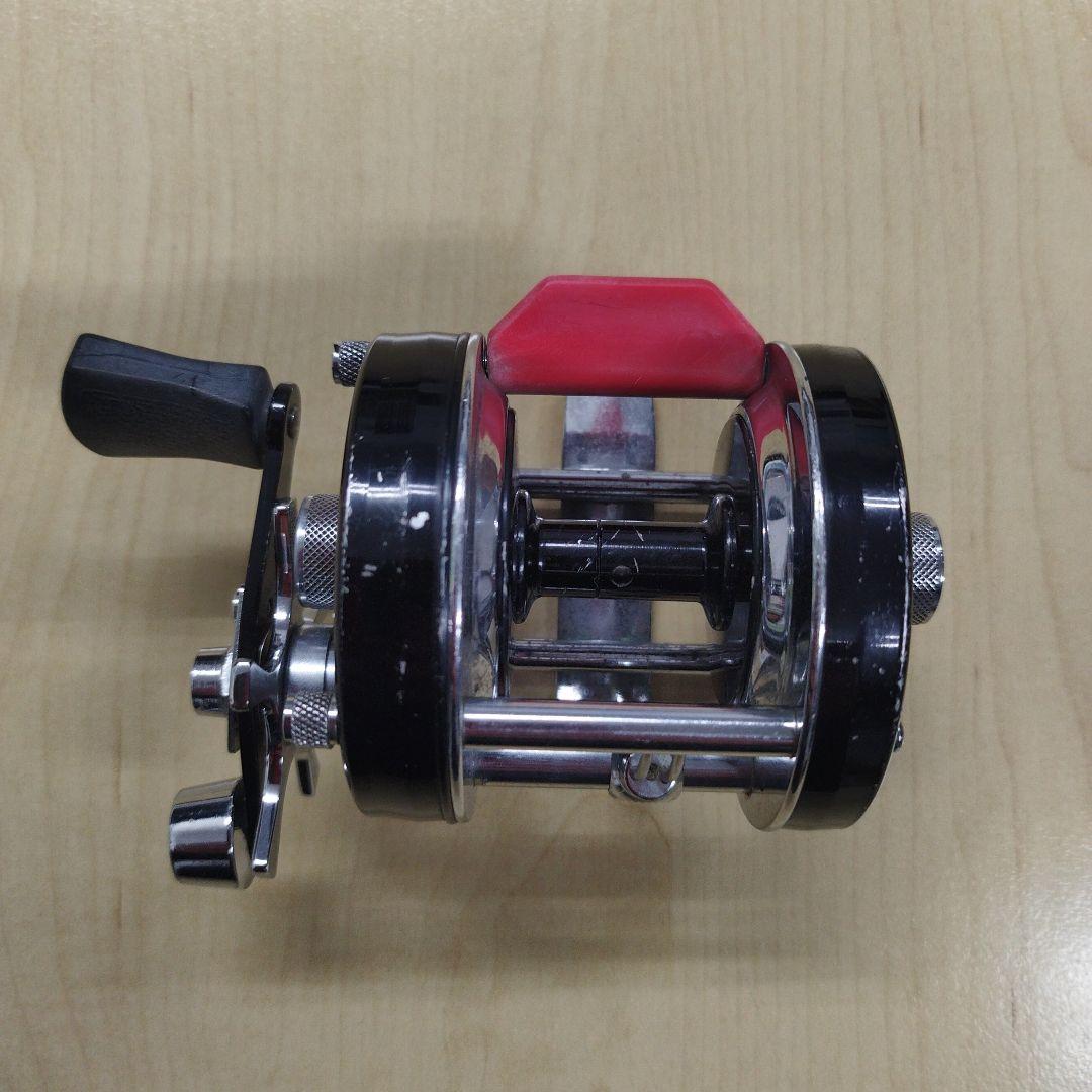 abu5600dc赤ベロ