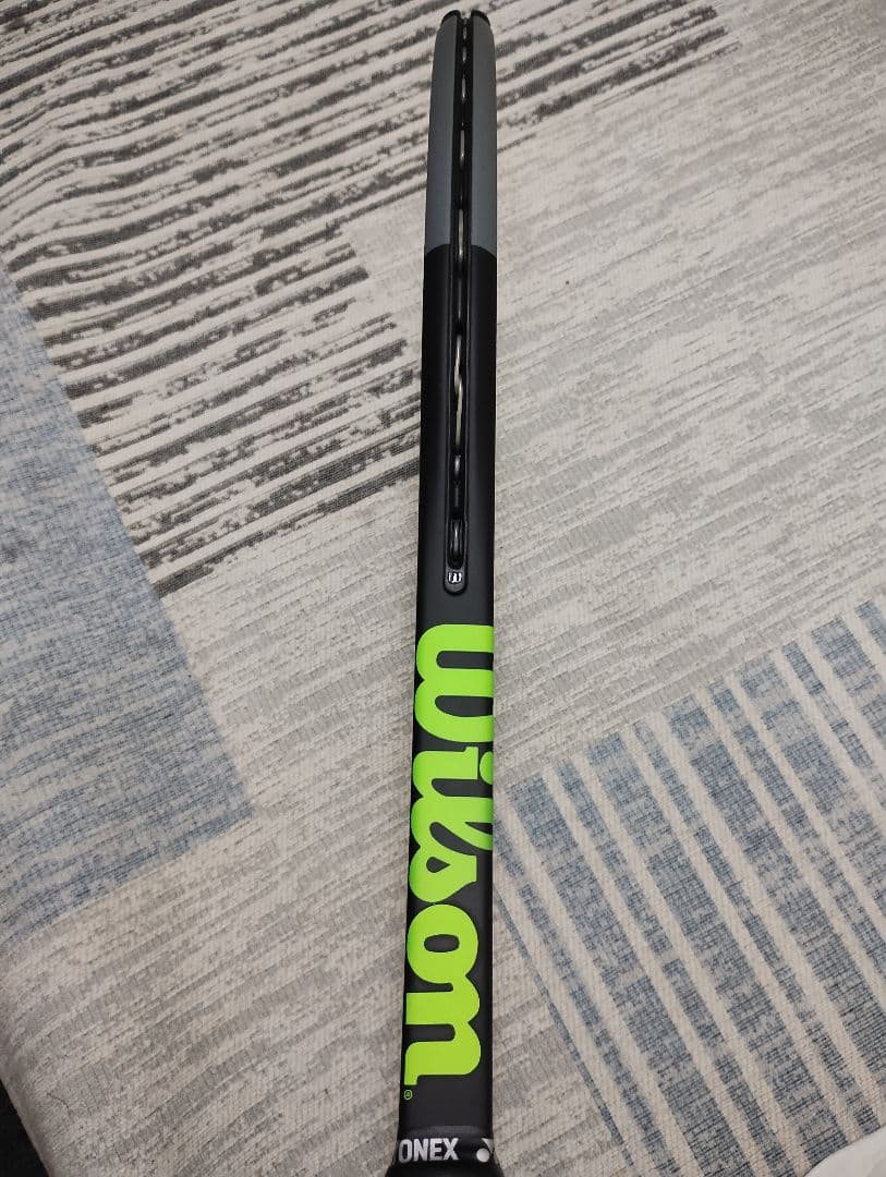 Wilson Blade 104 テニスラケット