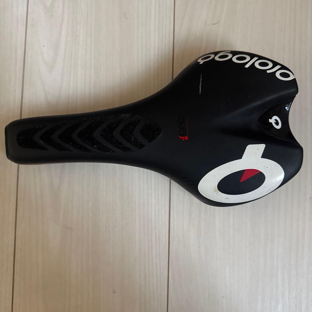 prologo サドル