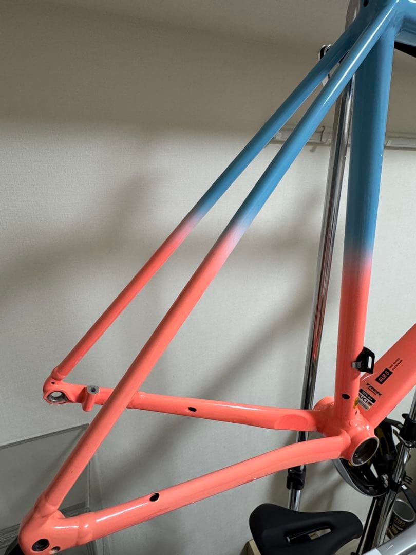 TREK EMONDA ALR 5 58サイズ フレームセット