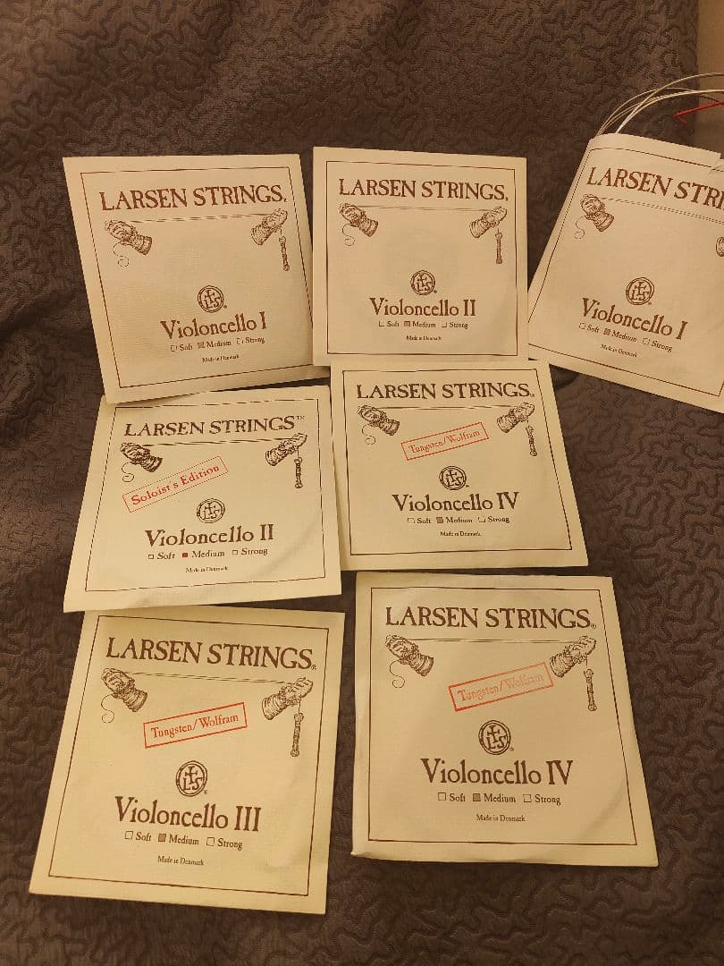 新品 チェロ弦6本+おまけ LARSEN STRINGSラーセンフルセット