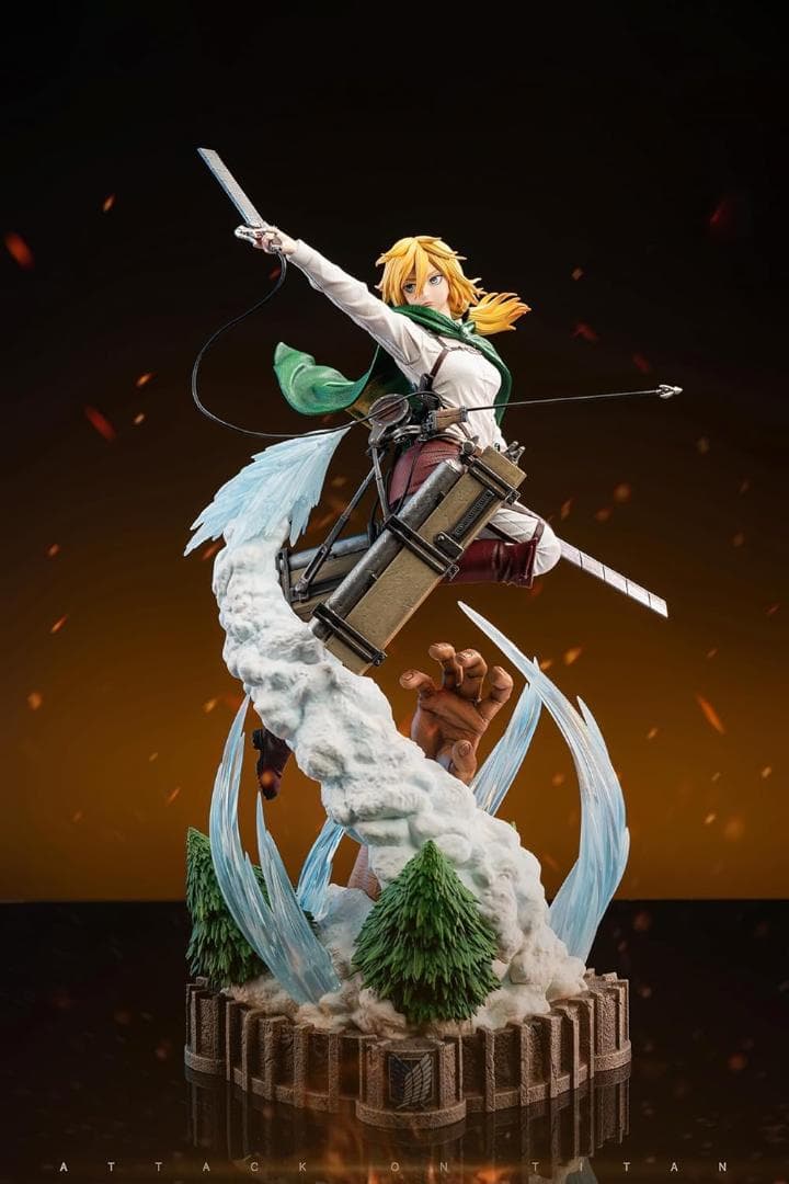 進撃の巨人　ヒストリア　ガレージキット　フィギュア