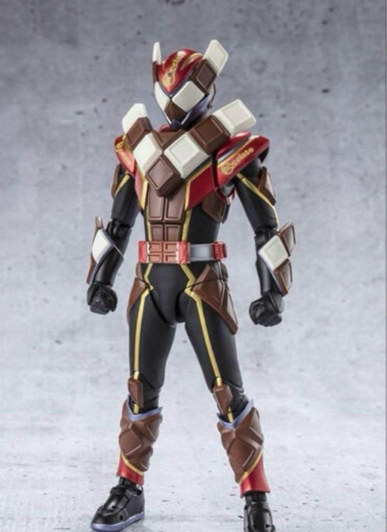 仮面ライダー フィギュアーツ　ヴァレン　ガヴ