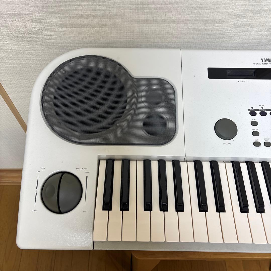 鍵盤楽器 YAMAHA EOS B700