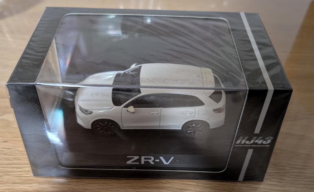 ホビージャパン 1/43 ZR-V e:HEV プラチナホワイトパール