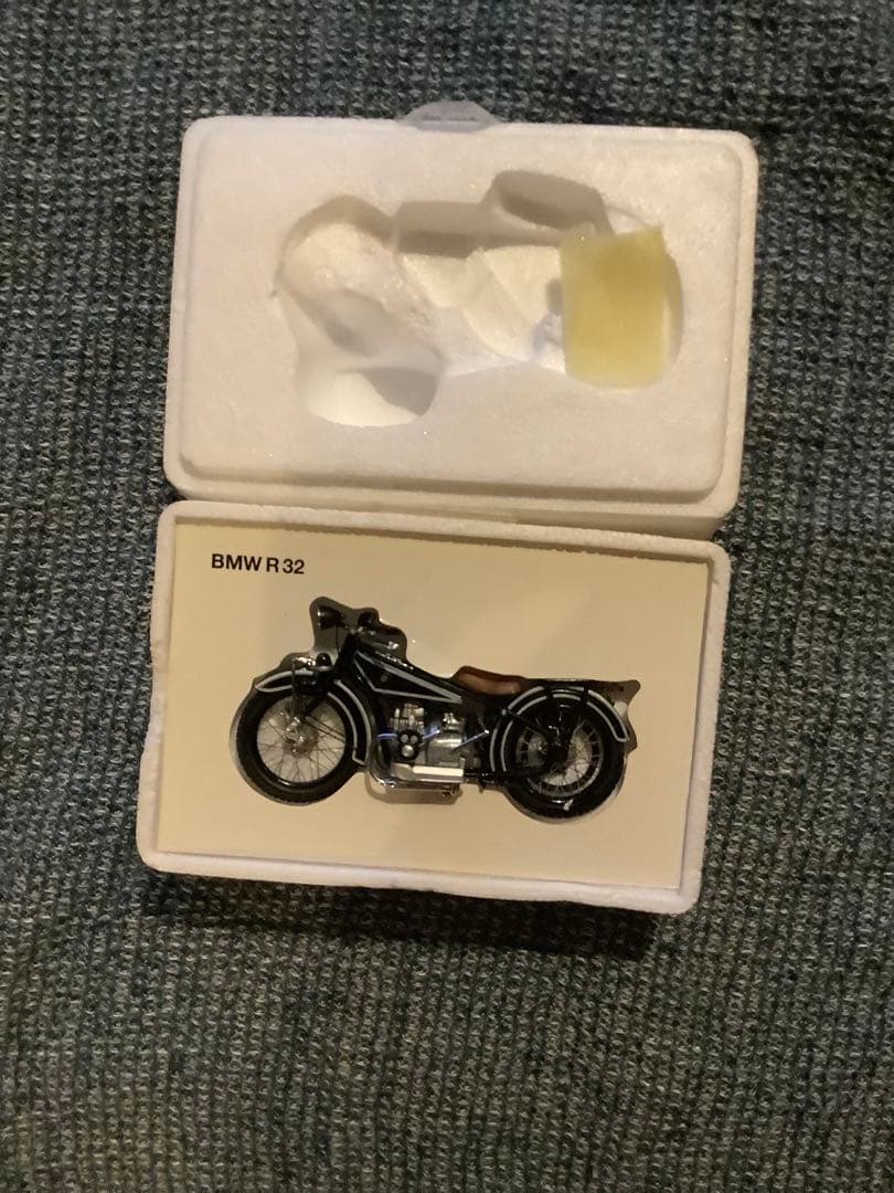 1／18  バイク R32 1923-1925 絶版品