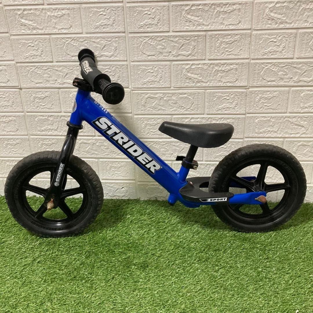 【美品】ストライダー スポーツモデル 12インチ ブルー　日本正規品