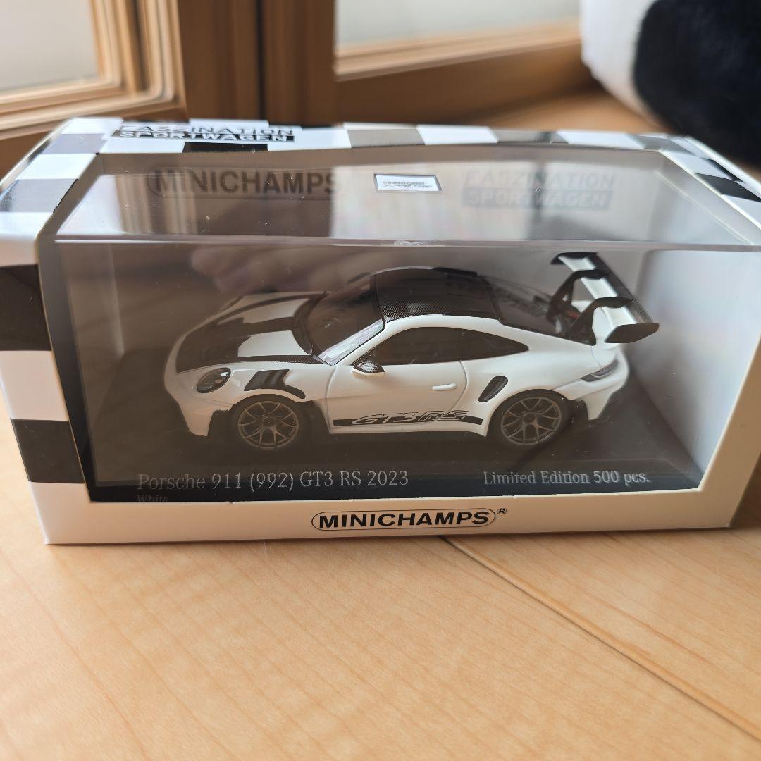 ミニチャンプス ポルシェ 911GT3RS 1/43 500台限定 最安値‼️