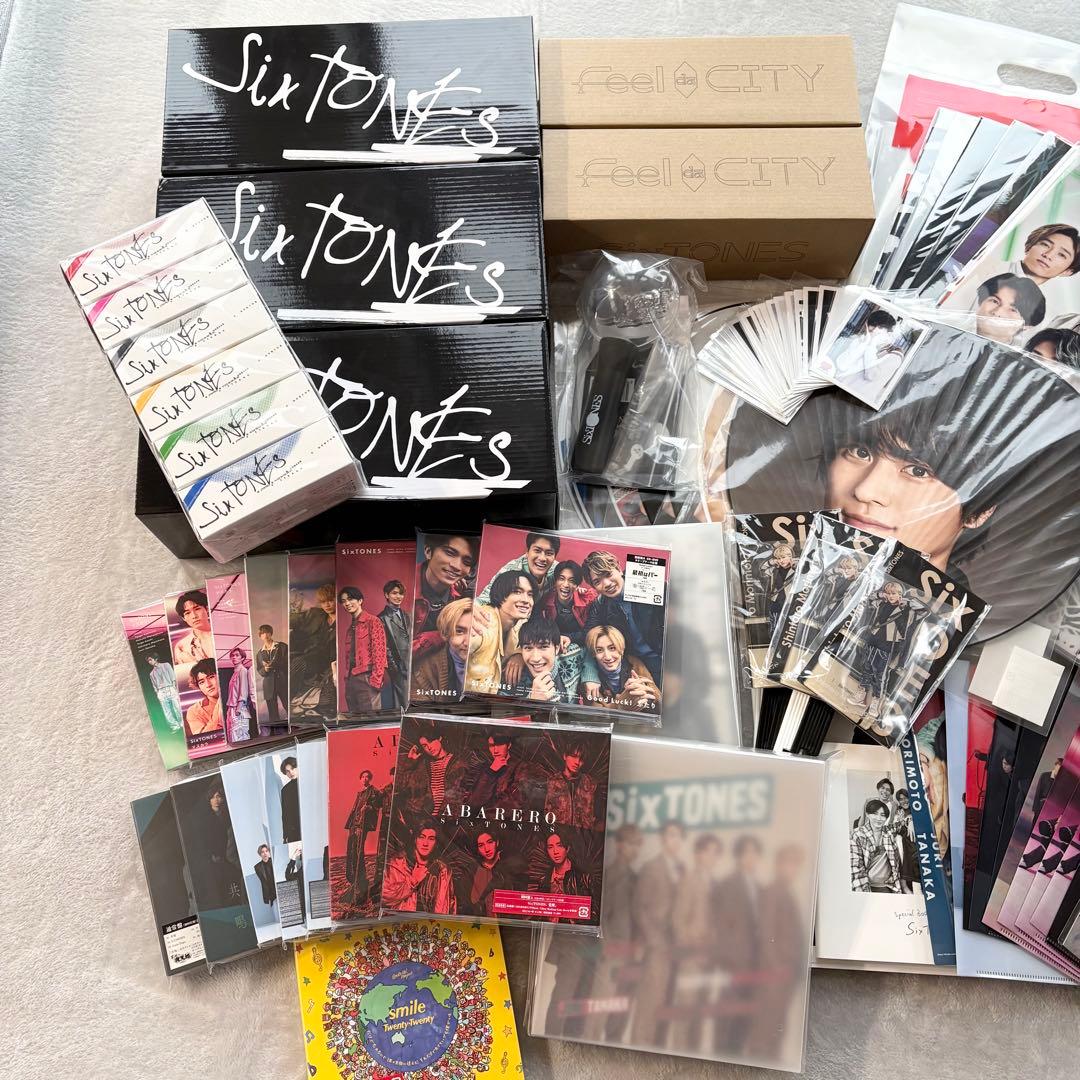 SixTONES グッズまとめ売り(森本多め、集合、他メンあり)