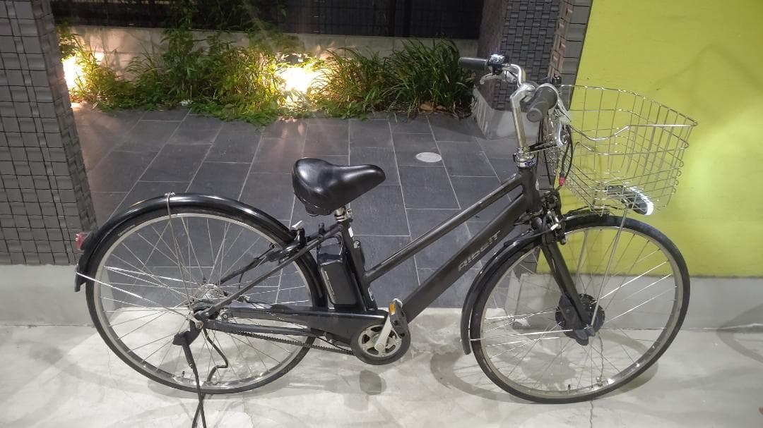 アルベルトe　27インチ　回生充電機能付　電動自転車　ブリヂストン