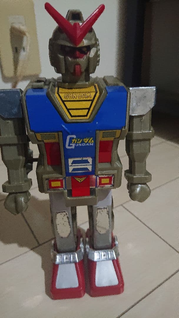 歩行ガンダム