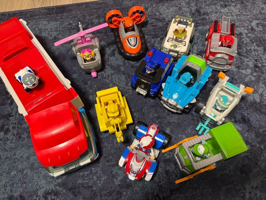 パウパトロール　ベーシックヴィークル&パウパトローラー