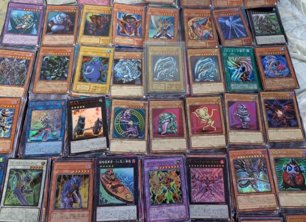 【一品限り】早い者勝ち　遊戯王　カード　引退品　約２０キロ　まとめ売り