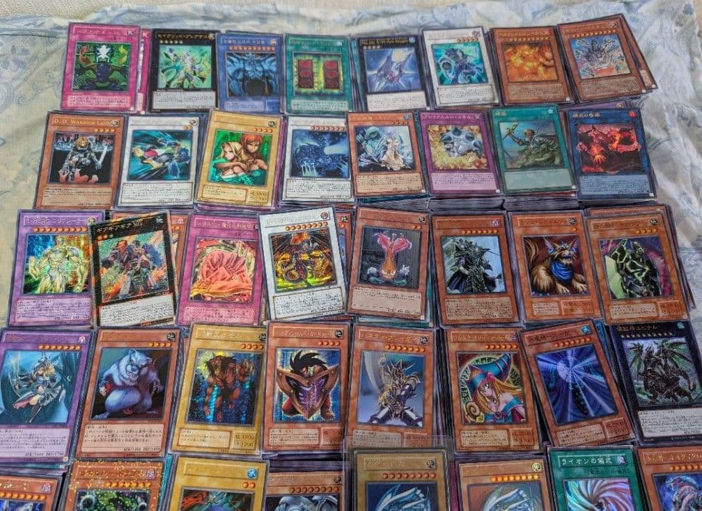 【一品限り】早い者勝ち　遊戯王　カード　引退品　約２０キロ　まとめ売り