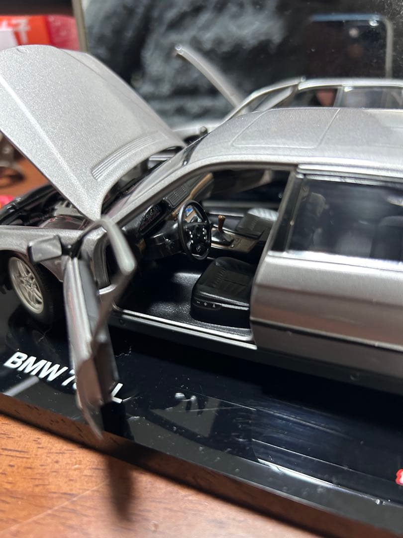  750iL 1/18 スケールモデル シルバー