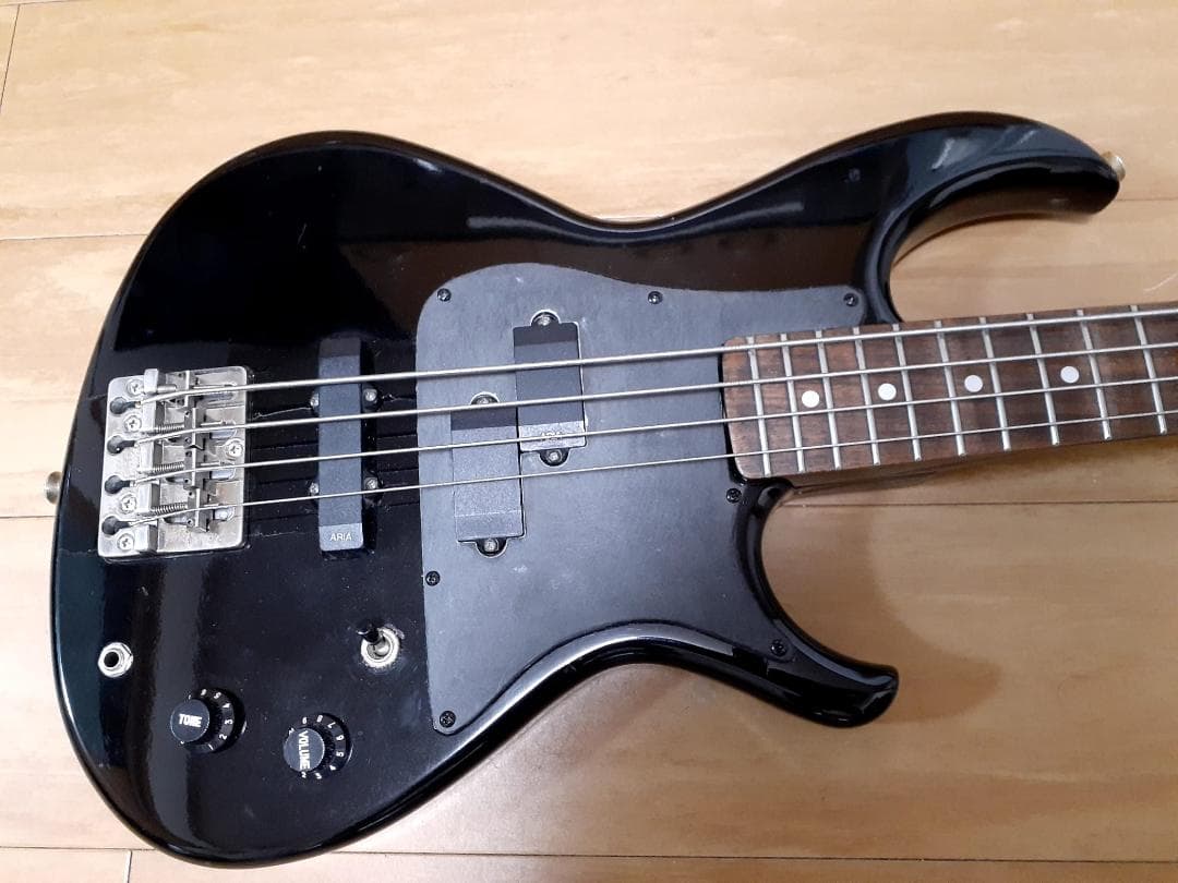 GUITAR BASS Aria ProII RSB Fórmula 1986