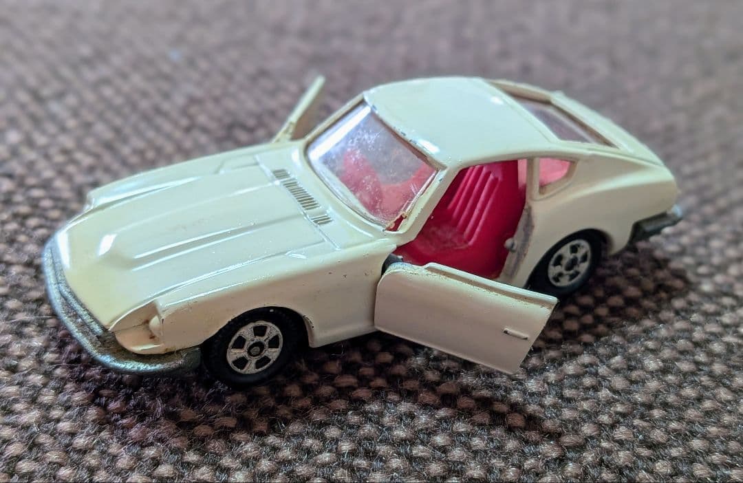トミカ　NO6